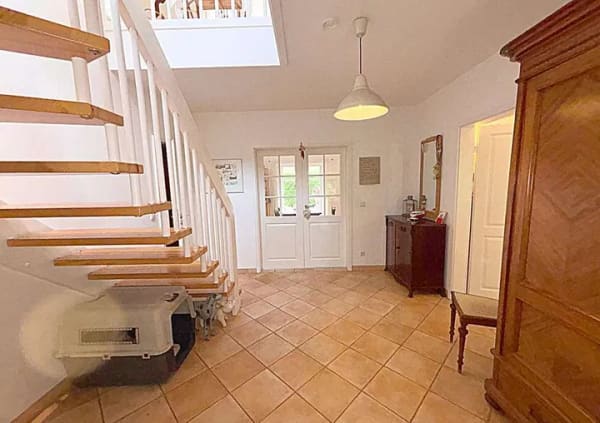Immobilie in Kuddewörde - Original Eksjöhus-Schwedenhaus mit Kachelofen - Bild 4