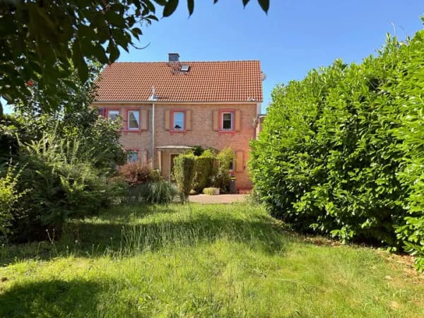 Immobilie in Egelsbach - Viel Platz, viel Charme, viele Möglichkeiten - Einfamilienhaus in zentraler Lage von Egelsbach - Bild 1