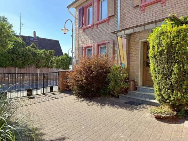 Immobilie in Egelsbach - Viel Platz, viel Charme, viele Möglichkeiten - Einfamilienhaus in zentraler Lage von Egelsbach - Bild 3
