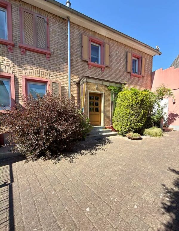 Immobilie in Egelsbach - Viel Platz, viel Charme, viele Möglichkeiten - Einfamilienhaus in zentraler Lage von Egelsbach - Bild 4