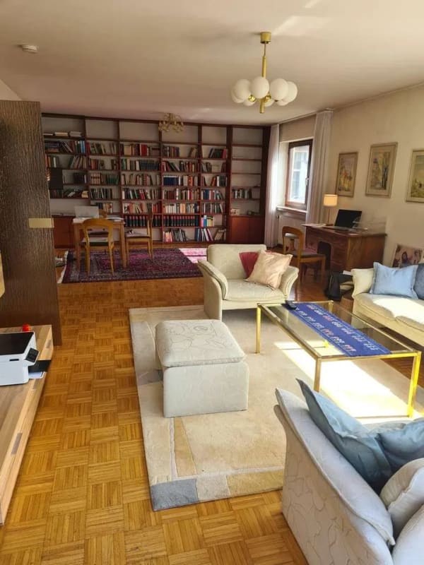 Immobilie in Bad Neustadt an der Saale - Wohn- und Geschäftshaus, als Dreifamilienhaus geeignet - Bild 2
