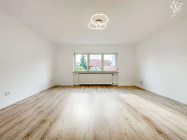 Immobilie in Lahnau - Frisch modernisierte 4-Zimmer-Wohnung mit viel Platz in ruhiger Lage von Lahnau - Bild 0