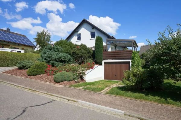 Immobilie in Amtsberg - +++ Seltene Gelegenheit +++ Freistehendes Haus mit Kamin, Fernblick, Wohnmobil-Carport & vieles mehr - Bild 1