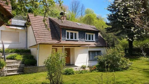 Immobilie in Seifhennersdorf - Historisches Liebhaberhaus am Bach – Freiraum für Familie, Kunst und Handwerk - Bild 1