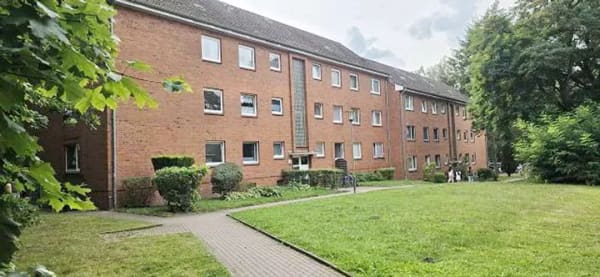 Immobilie in Geesthacht - 1-Zimmer-Wohnung im 1. OG mit Balkon | ca. 41,8 m² | Geesthacht | Provisionsfrei - Bild 2