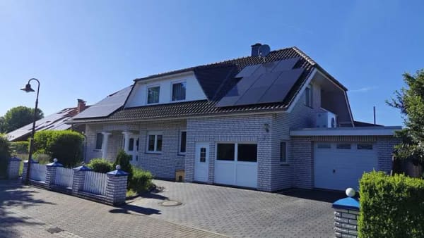 Immobilie in Wahrenholz - Großzügiges Familienhaus mit PV, Speicher und Wärmepumpe - Bild 0