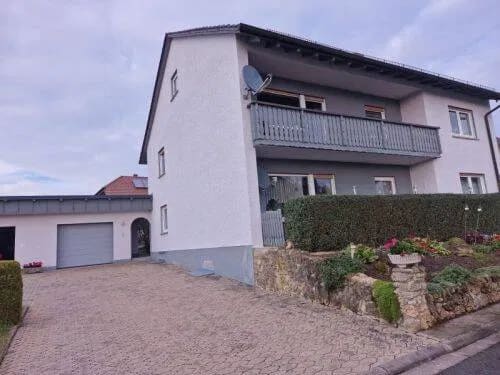 Immobilie in Arnstein - 2-Familienhaus + ausgebautes Dachgeschoss in Ortsrandlage von 97450 Arnstein-Altbessingen - Bild 4