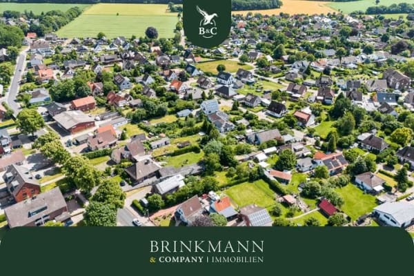 Immobilie in Loxstedt - Bexhövede - Entwicklungsgrundstück mit Potenzial für ein 6–8-Parteien-Haus - Bild 0