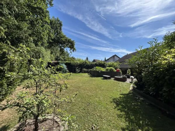 Immobilie in Weyerbusch - Gepflegtes Wohnhaus mit Kamin, Sauna und Doppelgarage in bester Lage von Weyerbusch - Bild 2