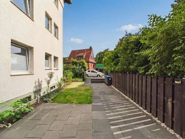 Immobilie in Brühl - Brühl: Vermietete 3-Zimmer-Wohnung als attraktive Kapitalanlage im 2. Obergeschoss! - Bild 2