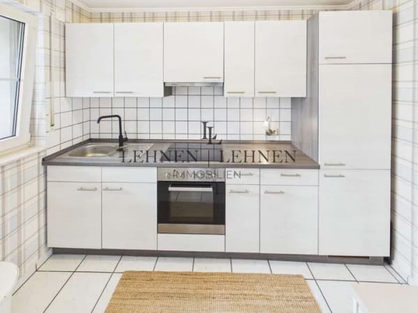 Immobilie in Titz - Bezugsfreie 2-Zimmer-Wohnung mit Balkon, Einbauküche und Stellplatz in Titz - Bild 2