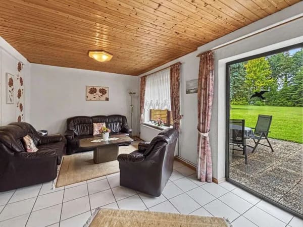 Immobilie in Rabel - Traumgrundstück mit Charme – Einfamilienhaus und mögliche Baulandreserve in Rabel - Bild 3