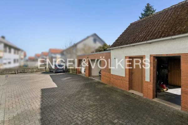 Immobilie in Schöningen - Historisches Mehrfamilienhaus als  Kapitalanlage – viel Potenzial in bester Lage von Helmstedt - Bild 4