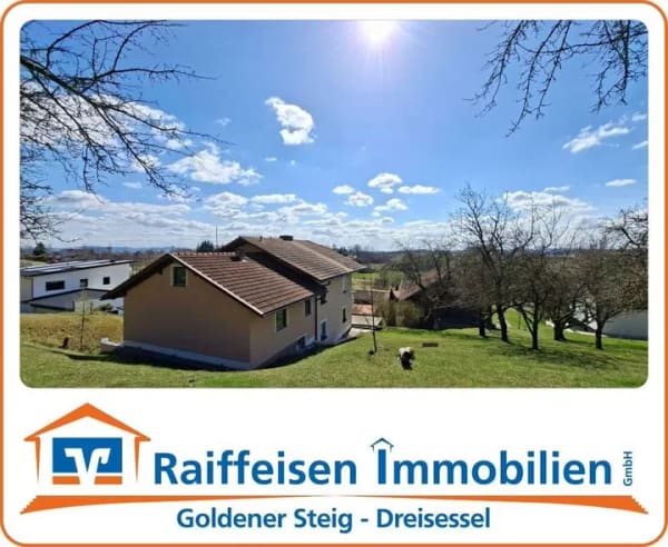 Immobilie in Perlesreut - Gepflegtes Wohnhaus in herrlicher ruhiger und sonniger Aussichtslage - Bild 0