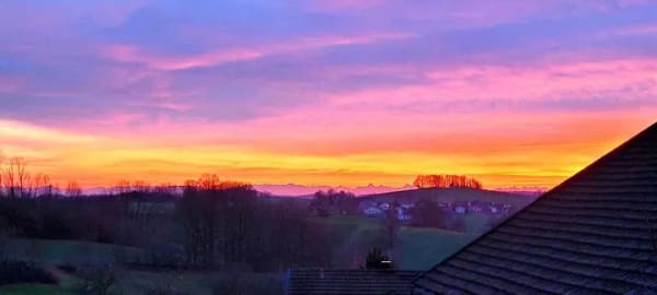 Immobilie in Perlesreut - Gepflegtes Wohnhaus in herrlicher ruhiger und sonniger Aussichtslage - Bild 2