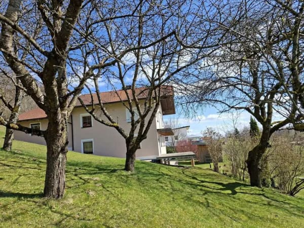 Immobilie in Perlesreut - Gepflegtes Wohnhaus in herrlicher ruhiger und sonniger Aussichtslage - Bild 4