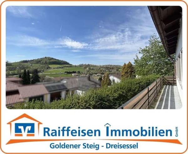 Immobilie in Waldkirchen - Ruhe. Weitblick. 846 m² Grundstück. – Ihr Haus mit Möglichkeiten in Waldkirchen - Bild 0