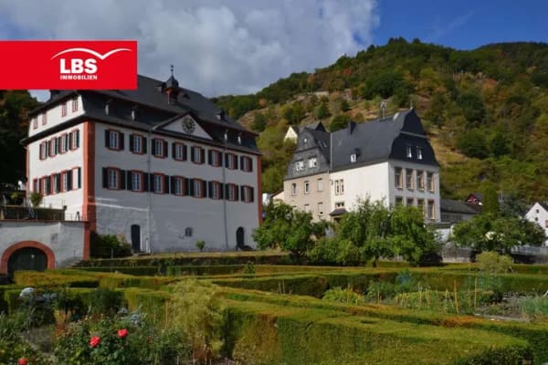 Immobilie in Boppard - Große Immobilie mit ganz vielen Möglichkeiten in malerischem Ambiente - Bild 1