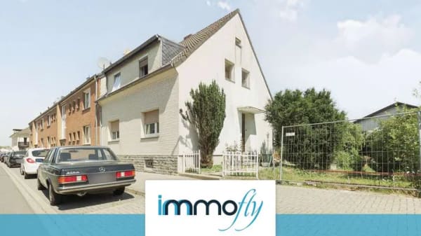 Immobilie in Erkelenz - Raum für Ihre Visionen: Charmantes Einfamilienhaus mit großem Entwicklungspotenzial in Erkelenz - Bild 0