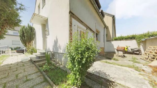 Immobilie in Erkelenz - Raum für Ihre Visionen: Charmantes Einfamilienhaus mit großem Entwicklungspotenzial in Erkelenz - Bild 1