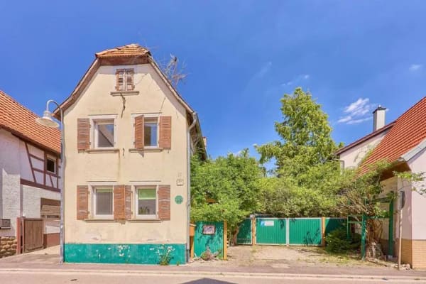 Immobilie in Jockgrim - Charaktervolles Anwesen mit weitläufigem Grundstück und zusätzlichem Bauplatz - Bild 2