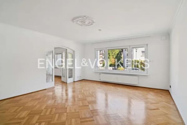 Immobilie in Königstein - Stilvolle 3-Zimmer-Wohnung mit Kamin und Balkon in Königstein - Bild 3