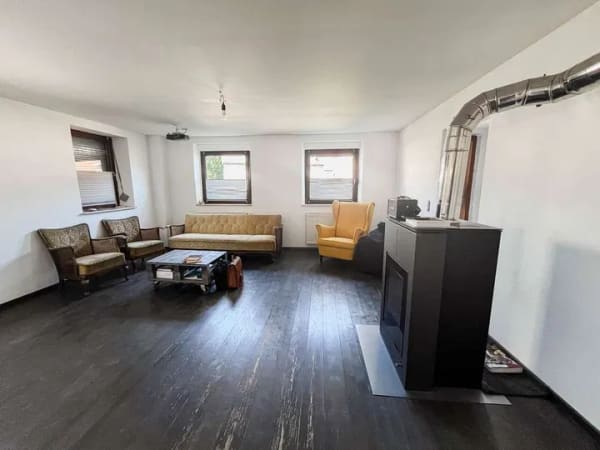 Immobilie in Schrozberg - Wohnhaus mit Maschinenhalle - ideal für Handwerk, Gewerbe oder Hobby - Bild 2
