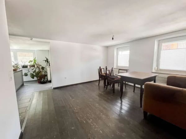 Immobilie in Schrozberg - Wohnhaus mit Maschinenhalle - ideal für Handwerk, Gewerbe oder Hobby - Bild 3