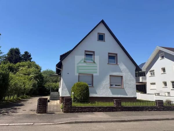 Immobilie in Appenweier - Schönes Zweifamilienhaus im attraktiven Appenweier - Bild 0