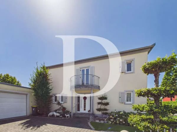 Immobilie in Langerringen - Exkl. Einfamilienhaus mit Pool und Gewerbehalle - Bild 1