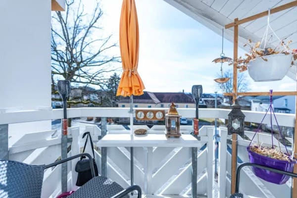 Immobilie in Durach - Aussichtsreicher Freisitz mit Allgäuer Flair: sonnige 3-Zi.-Wohnung mit 2 Balkonen und Alpenpanorama - Bild 0