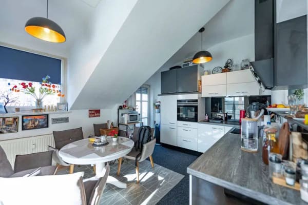 Immobilie in Durach - Aussichtsreicher Freisitz mit Allgäuer Flair: sonnige 3-Zi.-Wohnung mit 2 Balkonen und Alpenpanorama - Bild 4