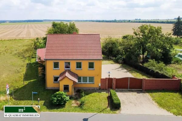 Immobilie in Rabenstein/Fläming - Großes Einfamilienhaus mit Garten und Nebengelass wartet auf neue Bewohner. - Bild 0