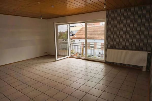 Immobilie in Bellheim - **2-Familienhaus mit Garagen in Bellheim** - Bild 2