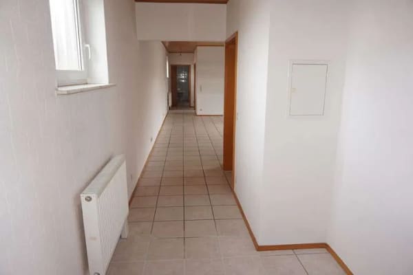 Immobilie in Bellheim - **2-Familienhaus mit Garagen in Bellheim** - Bild 4