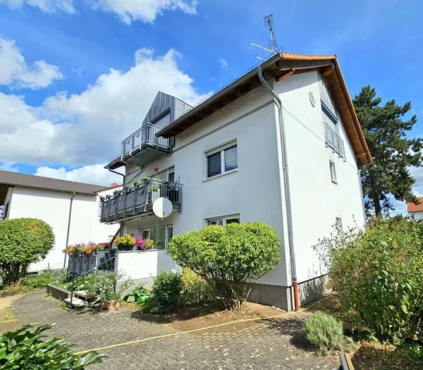 Immobilie in Babenhausen - 3-Familienhaus mit großem Garten zu verkaufen - Bild 2