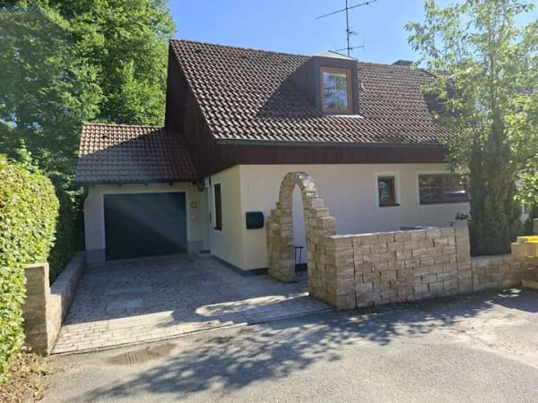 Immobilie in Walpertskirchen - 🏠  EFH in Walpertskirchen 180m² Wfl + 120m² Nfl. von privat zu verkaufen! 🏠 - Bild 0