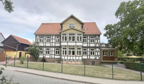 Immobilie in Wernigerode - Wunderschönes Fachwerkgebäude mit großem Grundstück in ruhiger Lage - Bild 0