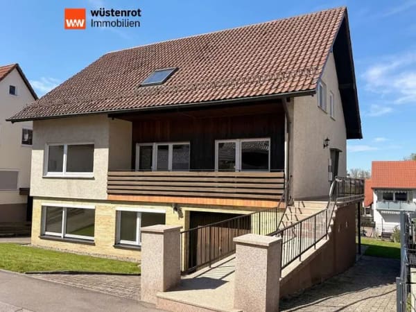 Immobilie in Neuenbürg - Zweifamilienhaus in Dennach – großzügiges Zuhause für mehrere Generationen - Bild 0