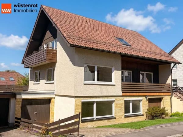 Immobilie in Neuenbürg - Zweifamilienhaus in Dennach – großzügiges Zuhause für mehrere Generationen - Bild 1
