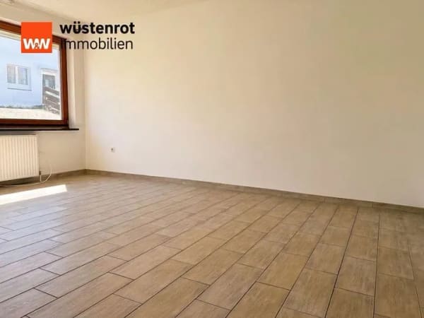 Immobilie in Neuenbürg - Zweifamilienhaus in Dennach – großzügiges Zuhause für mehrere Generationen - Bild 4