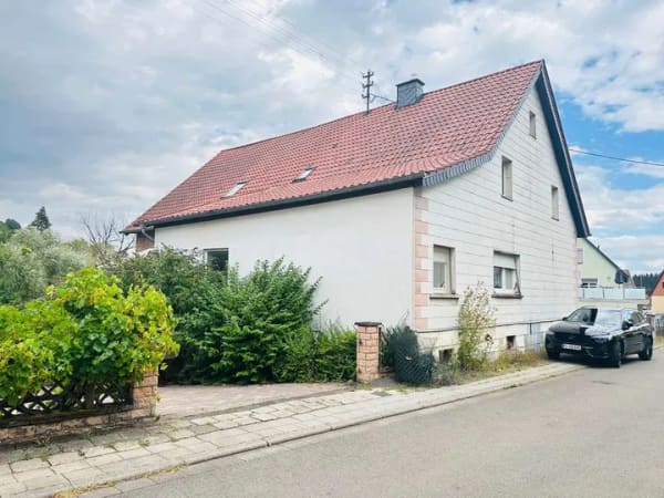 Immobilie in Krottelbach - Viel Platz für Mensch und Tier - Bild 0