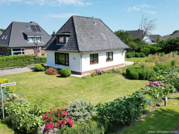 Immobilie in Oldenswort - Charmantes Einfamilienhaus in idyllischer Randlage von Oldenswort - Bild 0