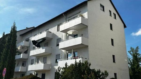 Immobilie in Bickenbach - 2-Zimmerwohnung mit Balkon zum Kauf  - Bild 0