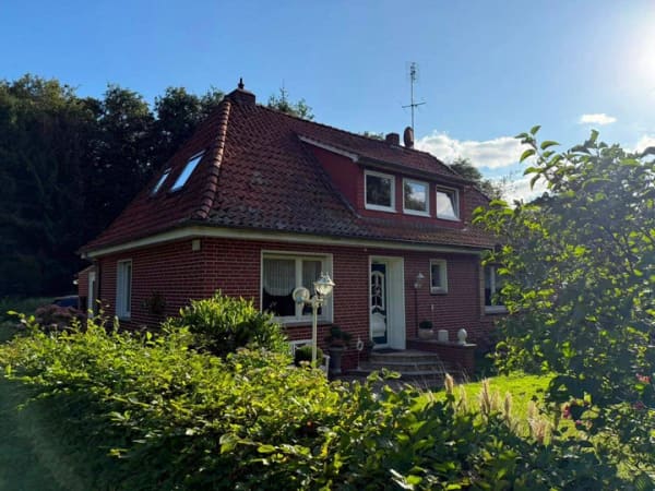 Immobilie in Twistringen - Einfamilienhaus mit Einliegerwohnung - Bild 1