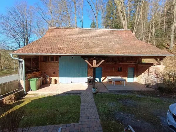 Immobilie in Grasellenbach - HISTORISCHES FORSTHAUS IN ALLEINLAGE - WALD · QUELLE · SCHEUNE · 16.000 M² GRUNDSTÜCK 64689 GRASELLE - Bild 1