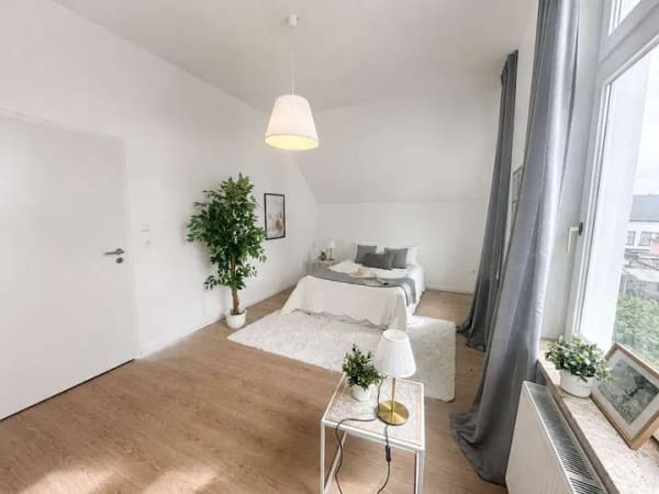 Immobilie in Brake - Vielseitiges Wohnhaus mit drei Wohneinheiten in Brake - Bild 3