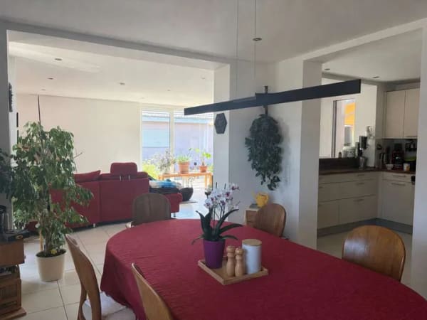 Immobilie in Ottersweier - Stilvolle Wohnung mit großzügigem Grundriss und langfristigem Mietverhältnis - Bild 2