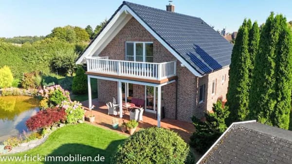 Immobilie in Wangels - Gemeinde Wangels - Hochwertiges Einfamilienhaus mit Ostsee-Fernblick - Bild 1