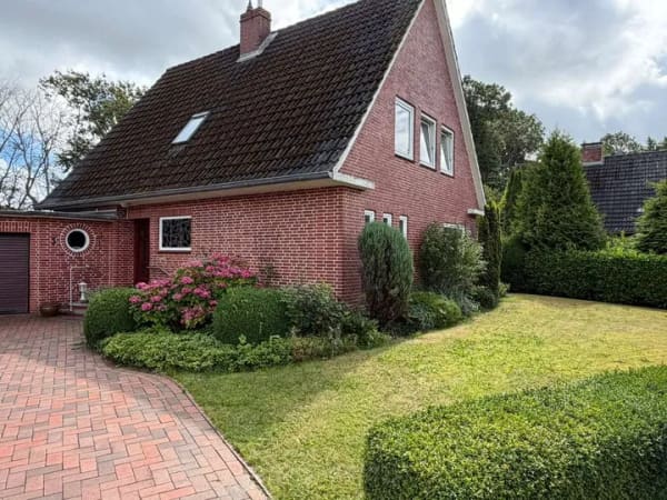 Immobilie in Niebüll - Charmantes, großzügiges Einfamilienhaus in ruhiger Sackgassenlage – von Privat - Bild 1